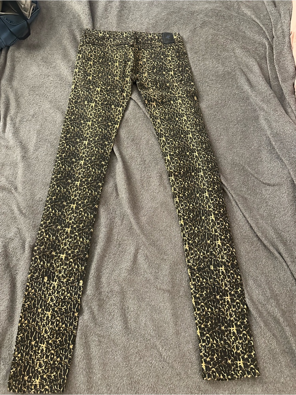 One Teaspoon Yellow and Black Leopard Skinny Jeans